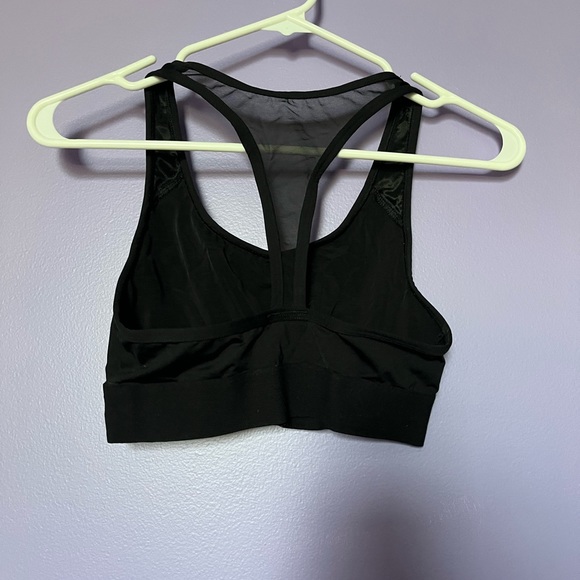 PINK sports bra - Picture 3 of 4